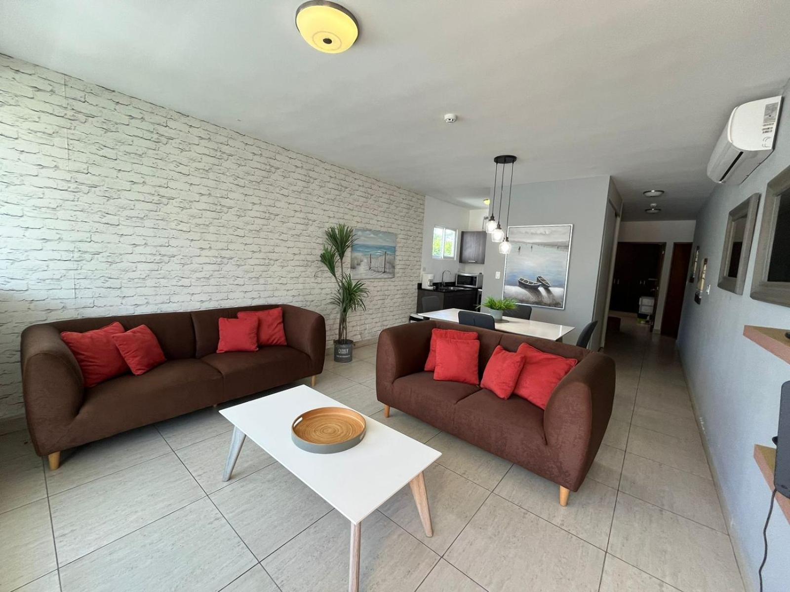 Playa Blanca Beach Rentals * El Farallon del Chiru